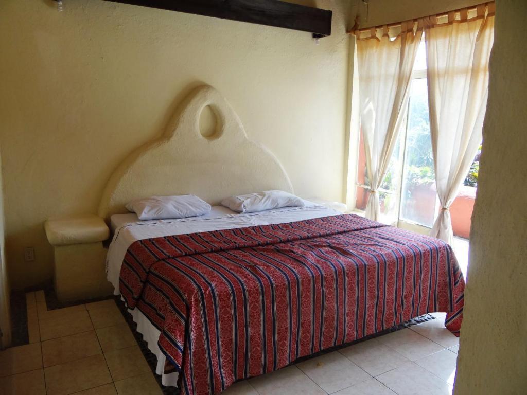 Hotel Puerta Del Cielo Cuernavaca Room photo
